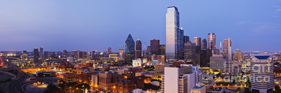 downtown-dallas-at-dusk-jeremy-woodhouse